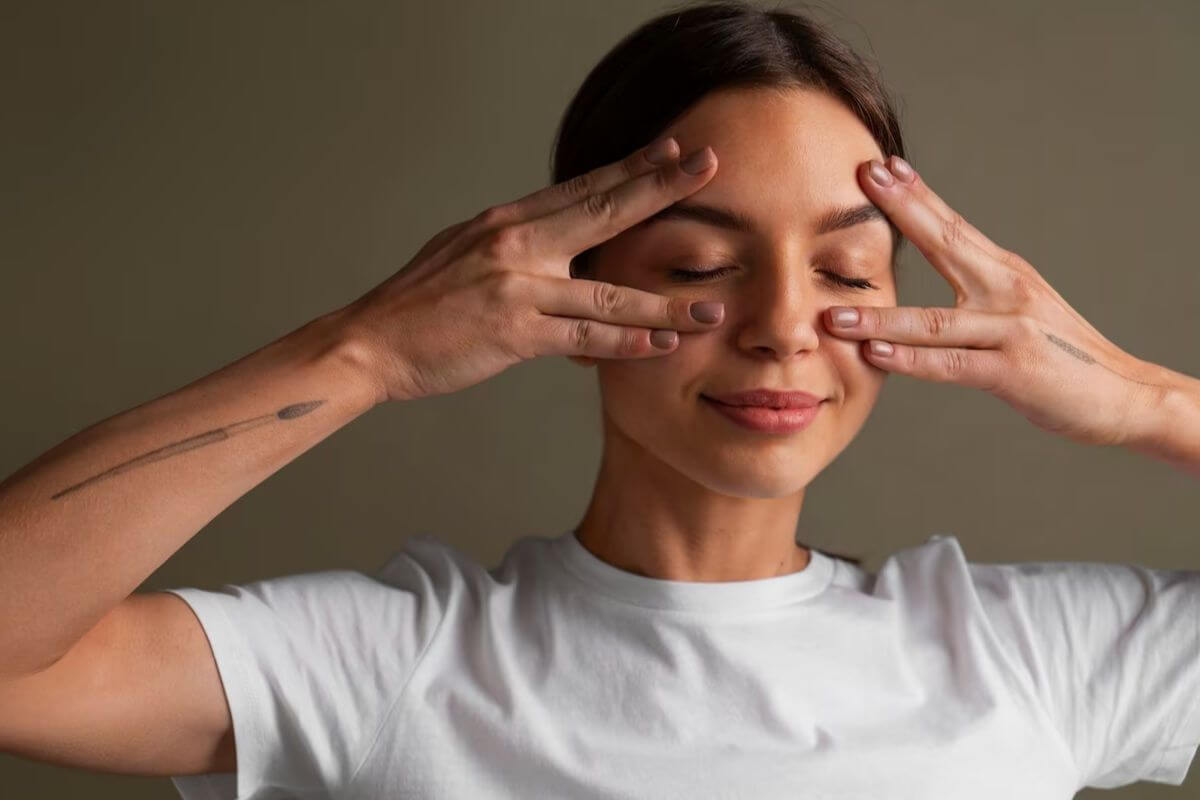 Improving and Maintaining Your Eye Health By Incorporating Simple Eye Exercises